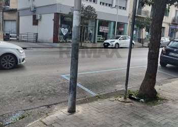 Edificio all\'aperto - Commercial Premises Viale Principe Umberto
64, Caltagirone - photo 9