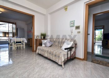 Sala da pranzo - Attic Via Pietralonga
 
42, Mascali - photo 5