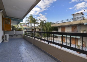 Balcone - Attic Via Pietralonga
 
42, Mascali - photo 7