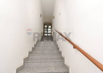 Scale - Attic Via Pietralonga
 
42, Mascali - photo 31