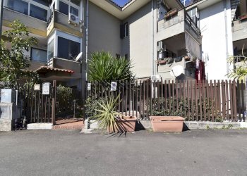 Edificio all\'aperto - Two-room apartment Via Polifemo
 
10, Aci Castello - photo 2