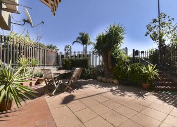 Terrazza - Two-room apartment Via Polifemo
 
10, Aci Castello - photo 3