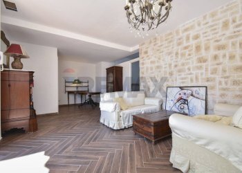 Soggiorno - Two-room apartment Via Polifemo
 
10, Aci Castello - photo 9