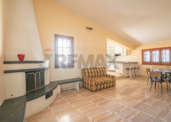 Sala da pranzo - Casa semi indipendente Via Bernardino Nigro
1, Caltagirone - foto 7