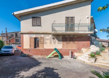 Casa all\'aperto - Casa semi indipendente Via Bernardino Nigro
1, Caltagirone - foto 27