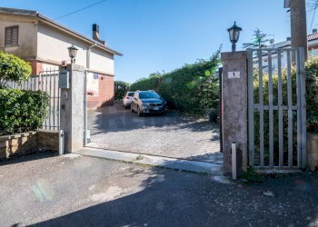 Casa all\'aperto - Casa semi indipendente Via Bernardino Nigro
1, Caltagirone - foto 36