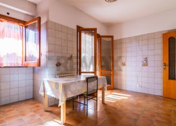 Sala da pranzo - Villa Viale giove
 
16, Belpasso - foto 6