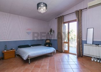 Camera / camera da letto - Villa Viale giove
 
16, Belpasso - foto 51