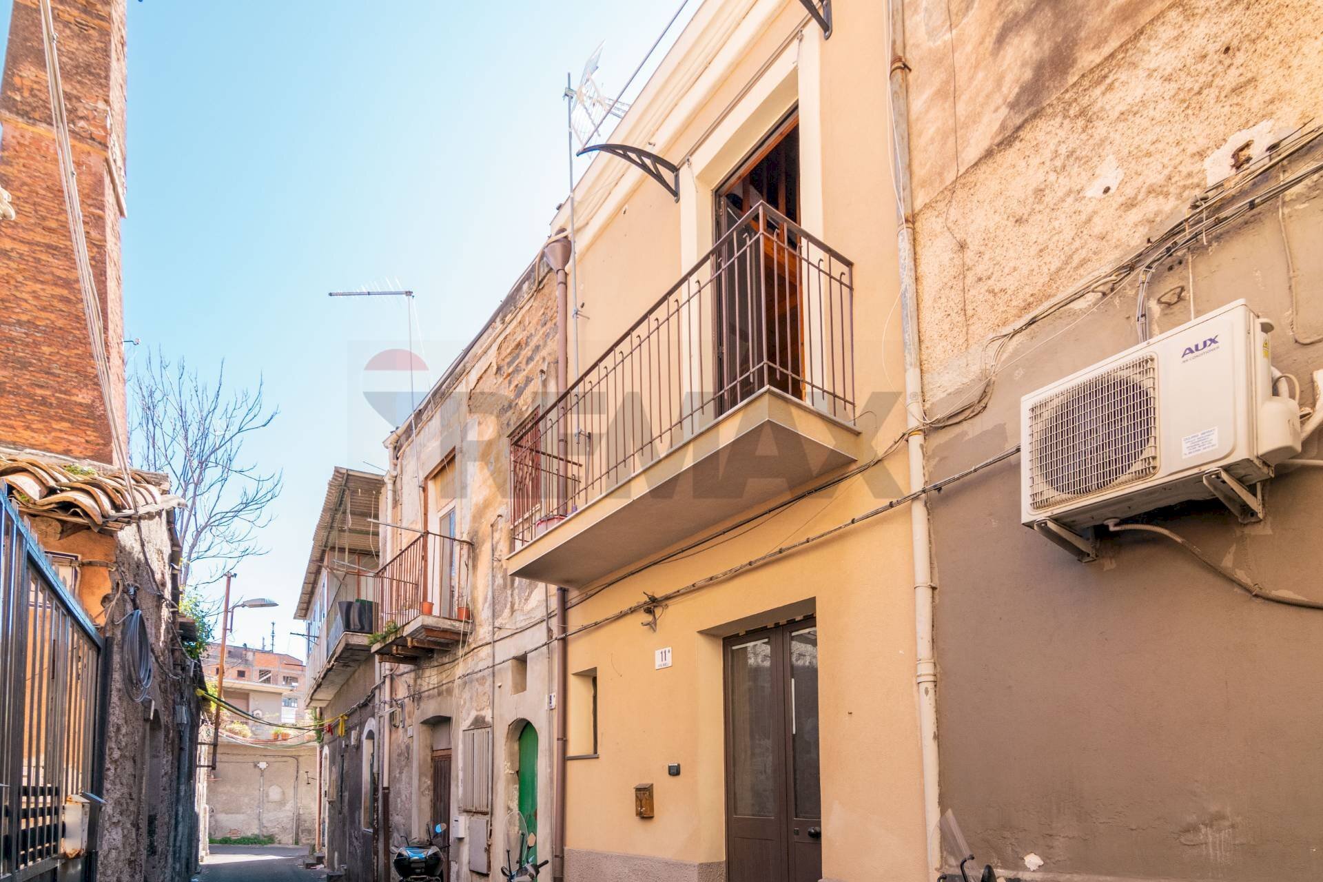 Edificio all\'aperto - Independent house Via Meli
 
11, Catania - photo 2