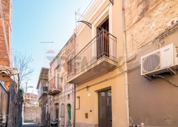 Edificio all\'aperto - Independent house Via Meli
 
11, Catania - photo 2