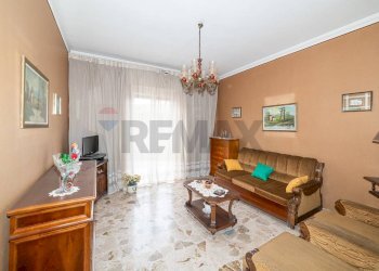 Soggiorno - Appartamento Via Gaetano Donizetti
 
105, Catania - foto 8