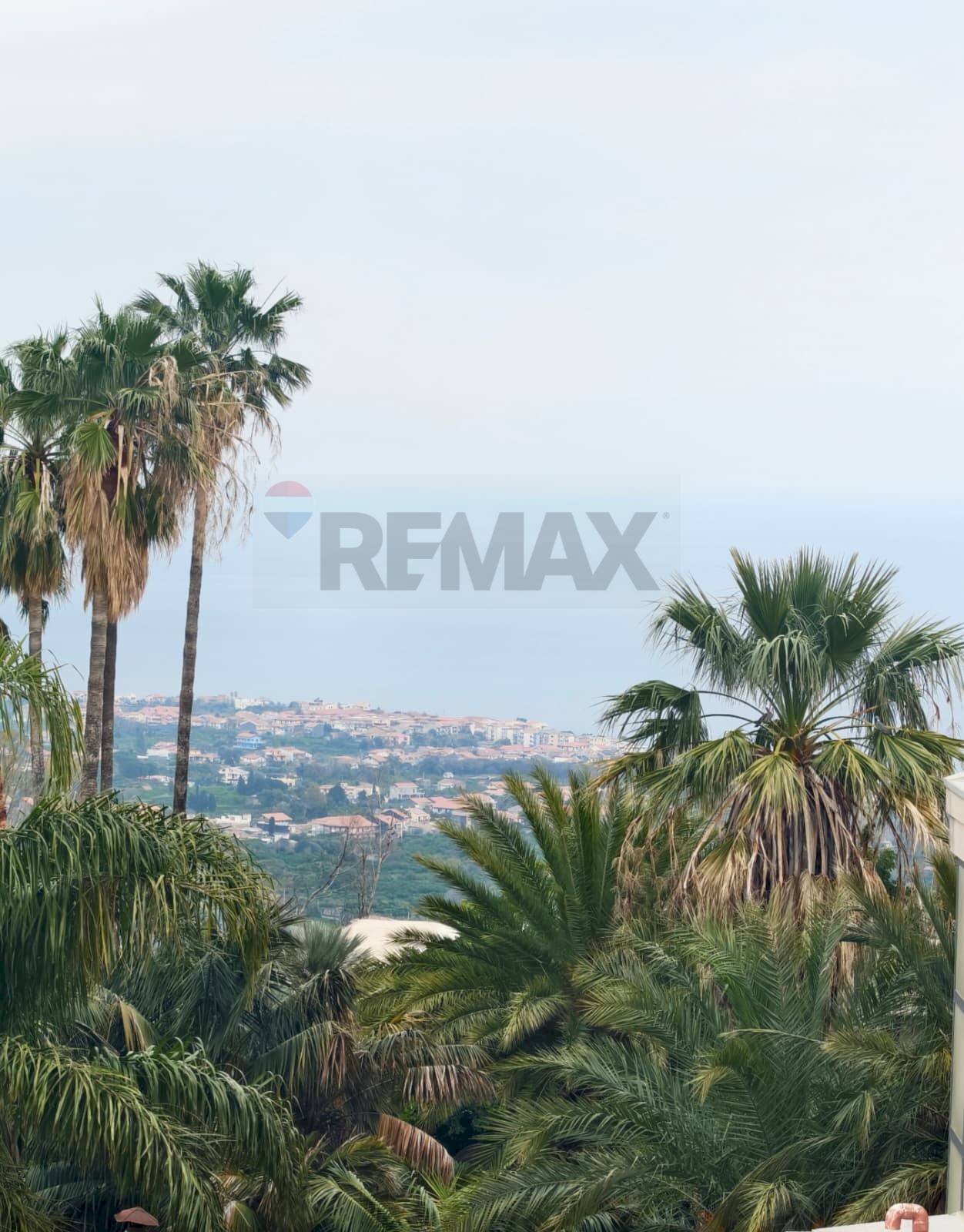 Vista dell\'acqua - Quadrilocale via prov per santa maria ammalati
 
187, Acireale - foto 1