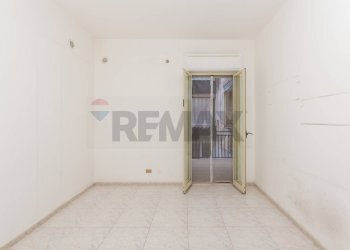 Stanza vuota - Quadrilocale VIA UGO FOSCOLO
 
4, Paterno - foto 27