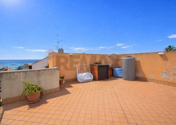 Terrazza - Two-room apartment via zara
 
14, Giardini-Naxos - photo 3