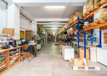 Dispensa di stoccaggio - Commercial Premises Via Nazionale
5, Motta Sant'Anastasia - photo 2