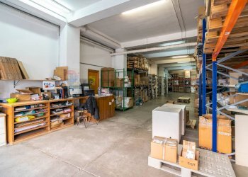 Dispensa di stoccaggio - Commercial Premises Via Nazionale
5, Motta Sant'Anastasia - photo 4