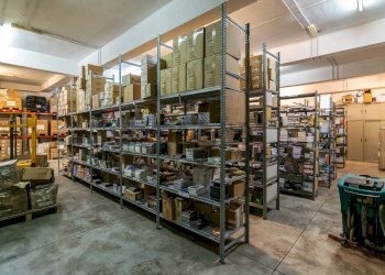 Dispensa di stoccaggio - Commercial Premises Via Nazionale
5, Motta Sant'Anastasia - photo 11