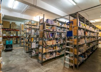 Dispensa di stoccaggio - Commercial Premises Via Nazionale
5, Motta Sant'Anastasia - photo 12