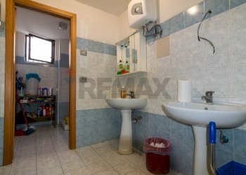 Bagno - Commercial Premises Via Nazionale
5, Motta Sant'Anastasia - photo 27