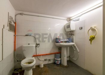 Bagno - Commercial Premises Via Nazionale
5, Motta Sant'Anastasia - photo 36
