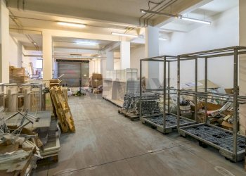 Dispensa di stoccaggio - Commercial Premises Via Nazionale
5, Motta Sant'Anastasia - photo 38