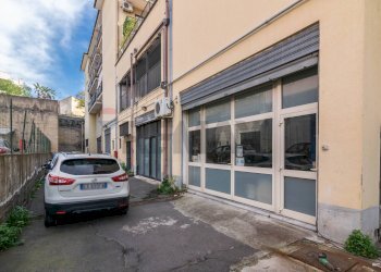 Edificio all\'aperto - Commercial Premises Via Nazionale
5, Motta Sant'Anastasia - photo 41