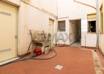 Terrazza - Quadrilocale Via Emanuele Bellia
 
116, Paterno - foto 24