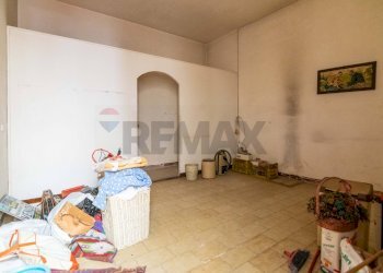 Stanza vuota - Quadrilocale Via Emanuele Bellia
 
116, Paterno - foto 25