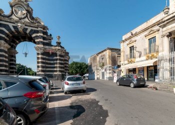 Edificio all\'aperto - Appartamento Via Benanti
 
6, Catania - foto 1