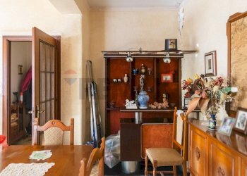 Sala da pranzo - Casa indipendente Via Palermo
 
729, Catania - foto 14