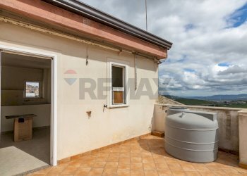 Terrazza - Quadrilocale Via Lo Nobile
 
27, Caltagirone - foto 6