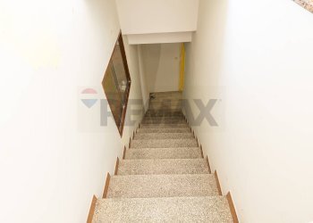 Scale - Quadrilocale Via Lo Nobile
 
27, Caltagirone - foto 12