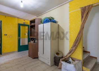 Scale - Quadrilocale Via Lo Nobile
 
27, Caltagirone - foto 14