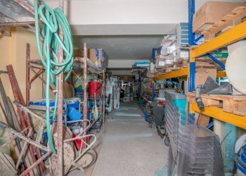 Dispensa di stoccaggio - Magazzino Via Principe Umberto
 
87/A, Caltagirone - foto 7