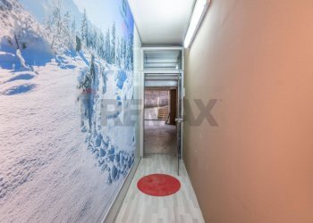 Hall / corridoio - Magazzino Via Principe Umberto
 
87/A, Caltagirone - foto 15