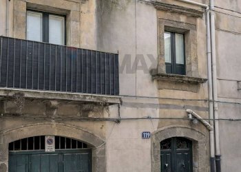 Edificio all\'aperto - Monolocale Via Pentolai
 
112, Caltagirone - foto 2