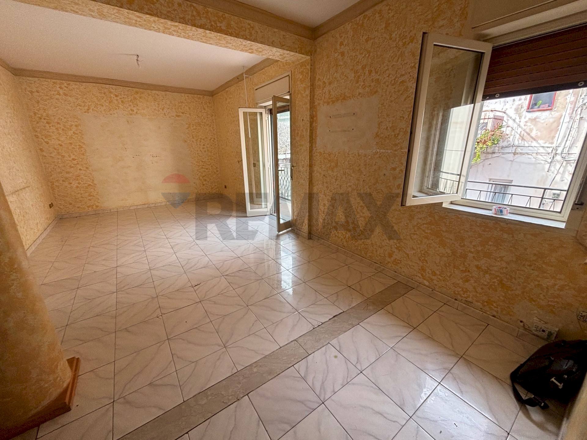 Stanza vuota - Quadrilocale Via Del Frantoio
42, Catania - foto 3