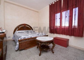 Camera / camera da letto - Appartamento Via Goito
 
60, Catania - foto 19