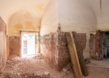 Scale - Casa indipendente Cortile Tavano
 
9, Catania - foto 14