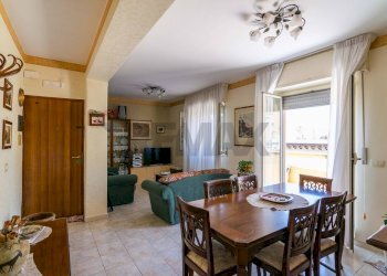 Salone - Quadrilocale Via Alfonzetti
 
73, Catania - foto 1