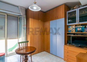 Camera - Quadrilocale Via Alfonzetti
 
73, Catania - foto 12