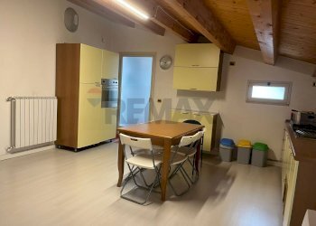 Sala da pranzo - Attico Via Burgio
 
35, Caltagirone - foto 7