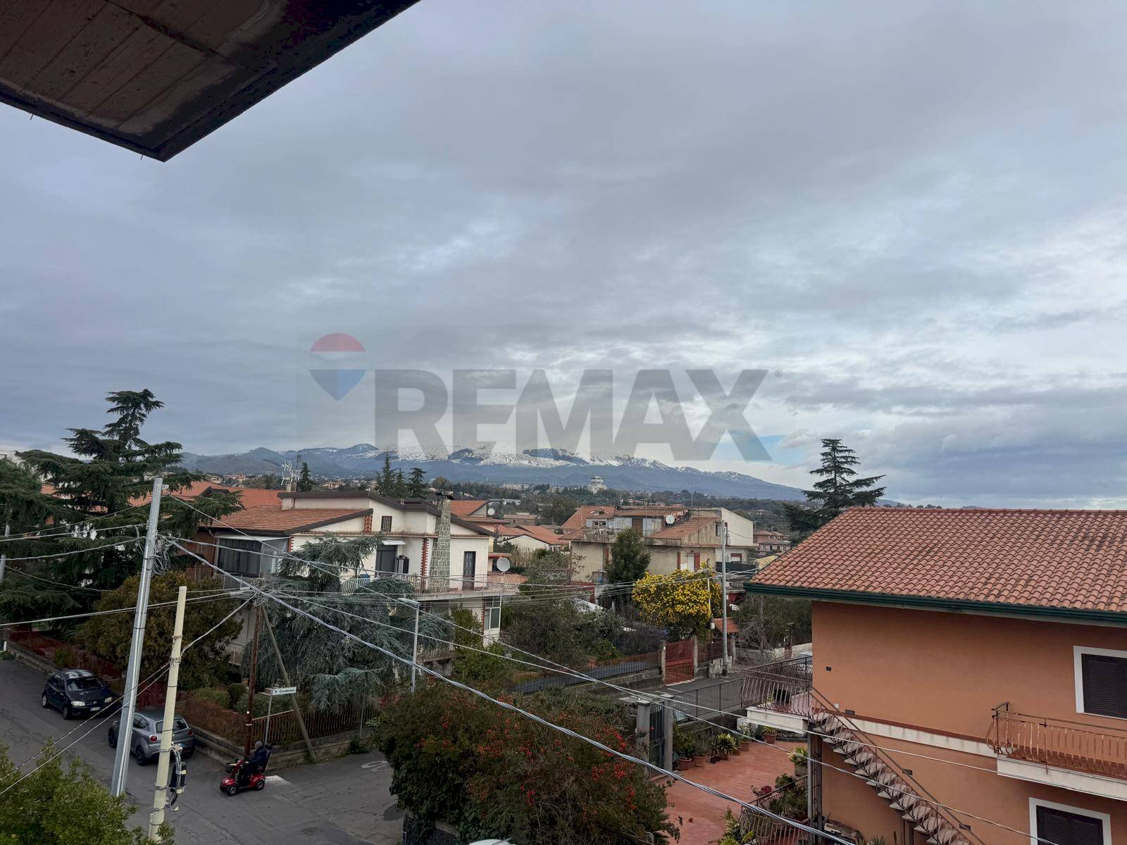 Edificio all\'aperto - Trilocale Via Sottotenente Cantone
 
47, Mascalucia - foto 1