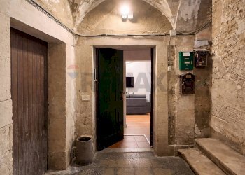 Non correlato - Casa semi indipendente Via della Maestranza
 
116, Siracusa - foto 11