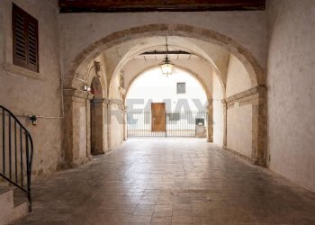 Hall / corridoio - Casa semi indipendente Via della Maestranza
 
116, Siracusa - foto 12