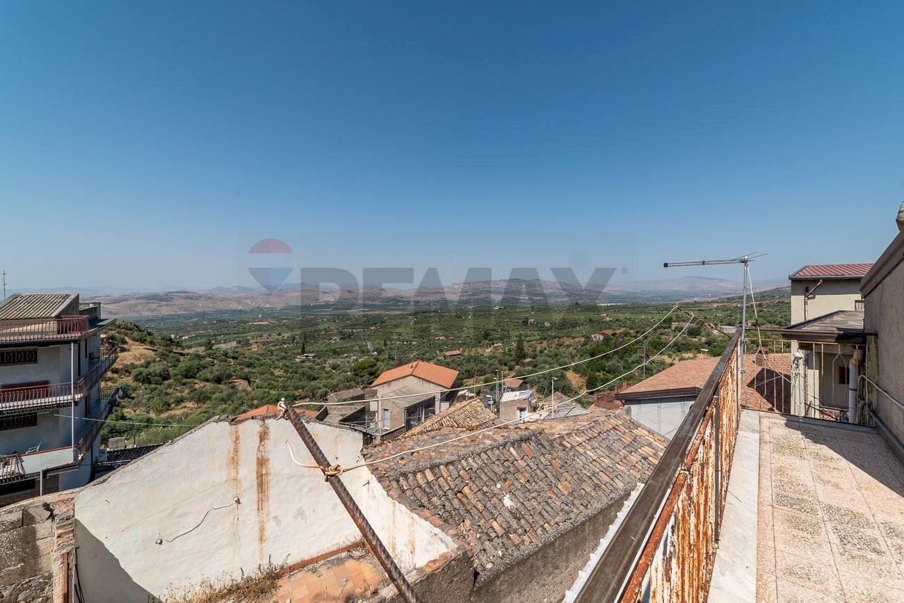 Balcone - Three-room apartment VIA CARDUCCI
 
29, Santa Maria di Licodia - photo 3