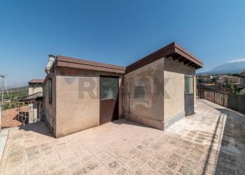 Terrazza - Three-room apartment VIA CARDUCCI
 
29, Santa Maria di Licodia - photo 2