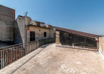 Terrazza - Three-room apartment VIA CARDUCCI
 
29, Santa Maria di Licodia - photo 8