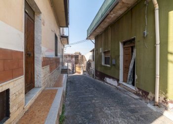 Edificio all\'aperto - Three-room apartment VIA CARDUCCI
 
29, Santa Maria di Licodia - photo 26