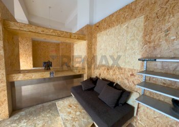 Scale - Shop Largo Rosolino Pilo
 
42, Catania - photo 6